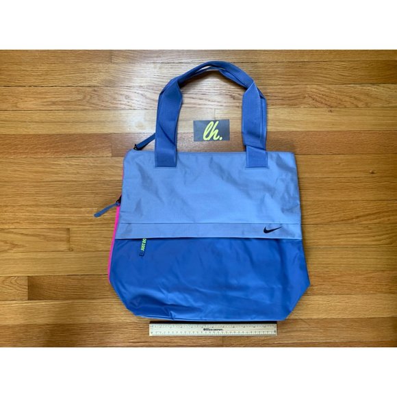 Nike Radiate Training Graphic “Blue Pink” Tote Bag BA5527-460 - Picture 1 of 6